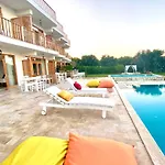 Alaçatı Barbarossa Otel Çeşme