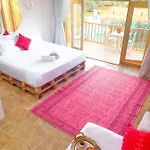 Alaçatı Barbarossa Otel