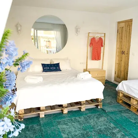 Alaçatı Barbarossa Hotel