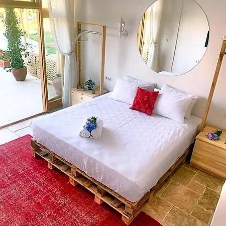 Alaçatı Barbarossa Hotel