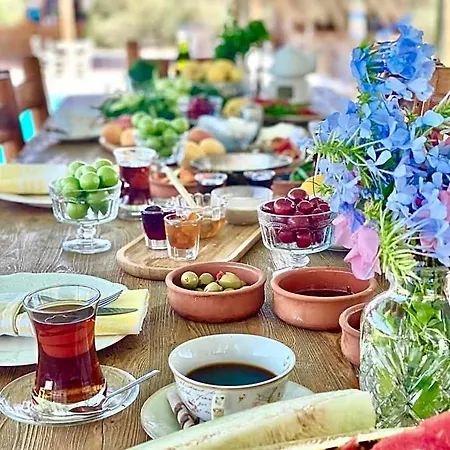 Alaçatı Barbarossa Hotel